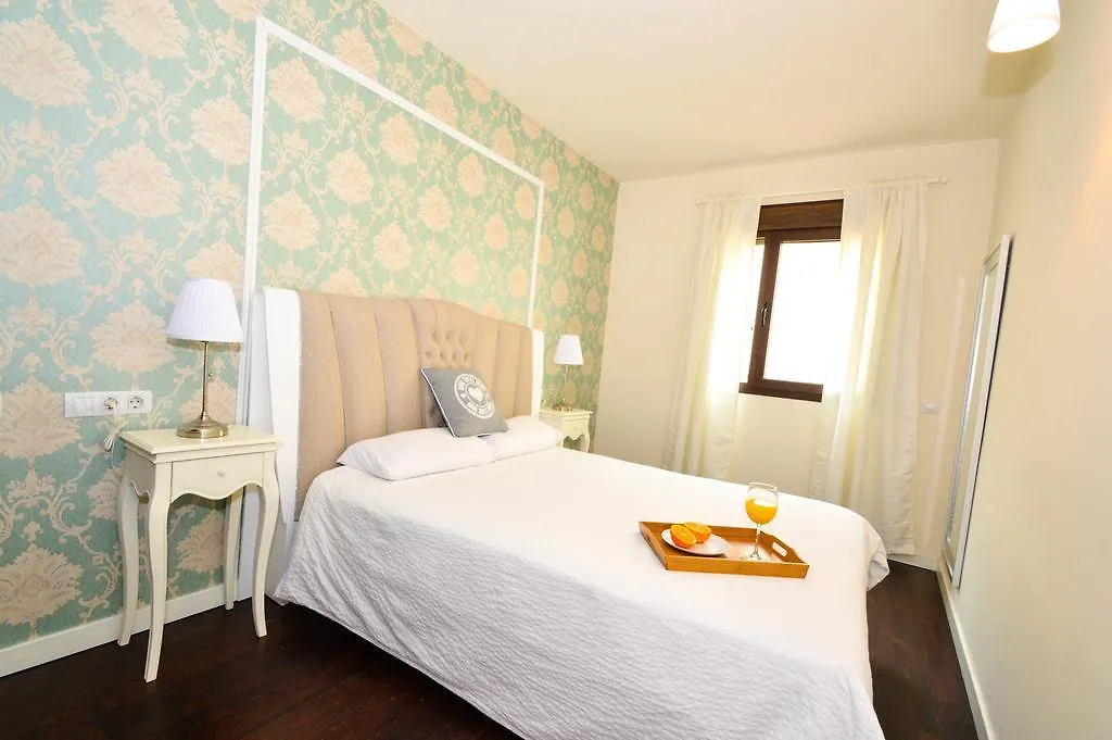 The Zentral Museo Apartment Seville